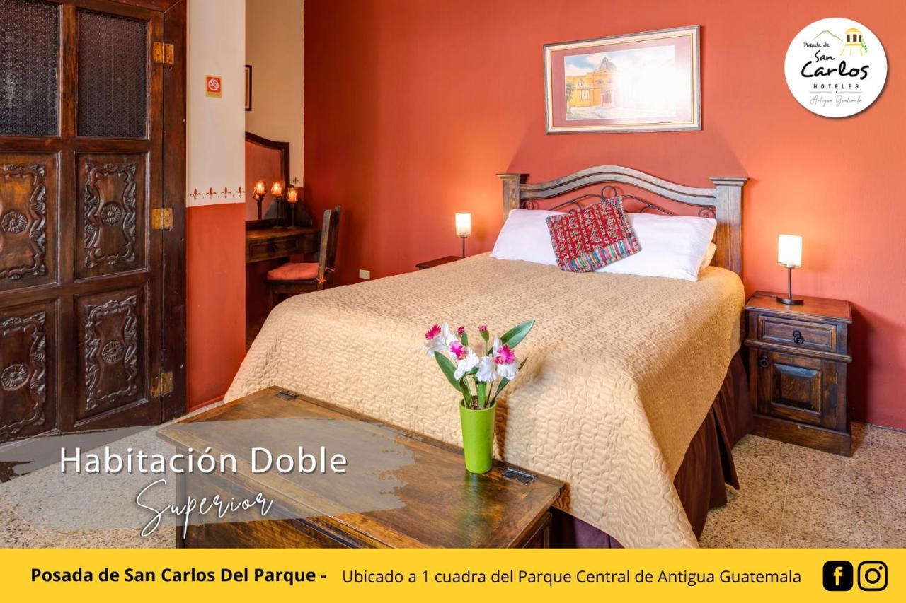 Posada De San Carlos Del Parque 危地马拉安地瓜 外观 照片