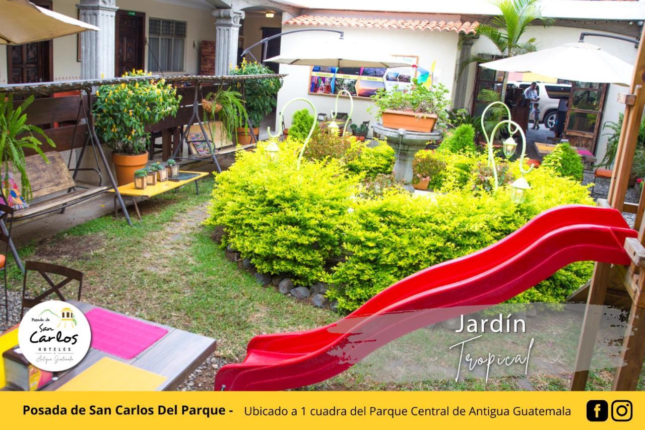 Posada De San Carlos Del Parque 危地马拉安地瓜 外观 照片